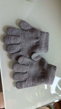 Grey baby toddler gloves