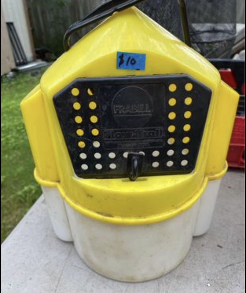 Minnow Buckets and Bubblers