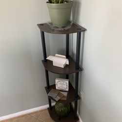 Decor Corner Shelves