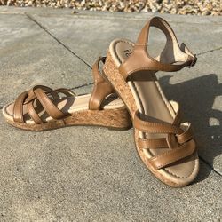 Girls Wedges Beige, Nordstrom Rack Size 1 Shoes