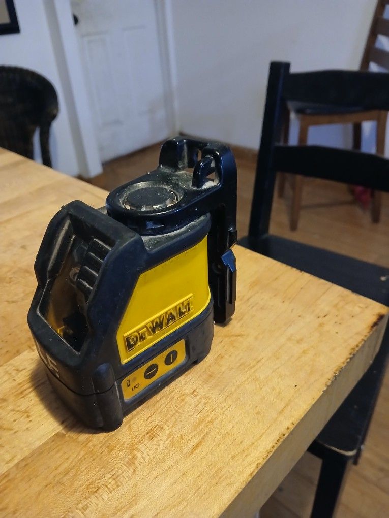 Dewalt Leveling Laser