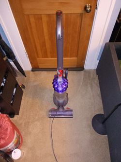 DYSON DC50 VACUUM IN EXCELLENT SHAPE!!!!