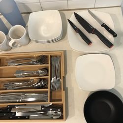 Moving Sale! Quality Kitchen Set (items also available individually) 