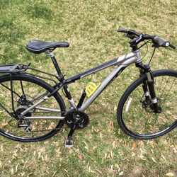 Trek 8.3 DS (Gary Fisher Collection) hybrid bike 15.5 inch