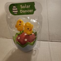 Solar Chicks , Head and Body  Easter Move Left And Right In Opposite Direction