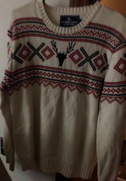Men’s or women’s winter sweater size med