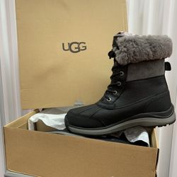 New Ugg Snow Boots Size 10 $100