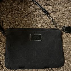 Coach Wristlet 6x4