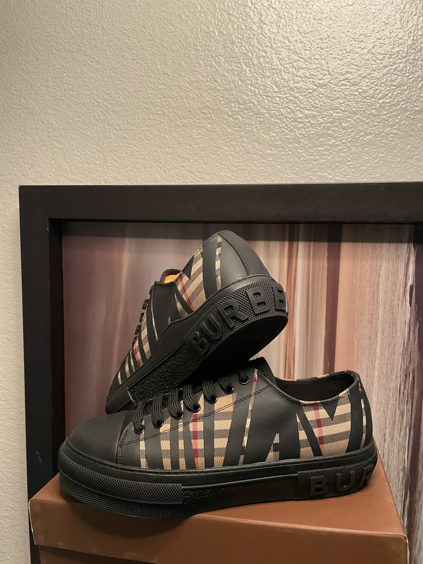 New Black Burberry Shoes