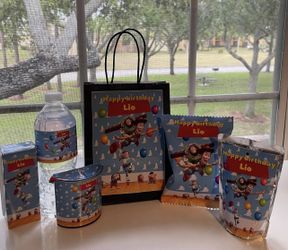 Personalize Ur Birthday Party