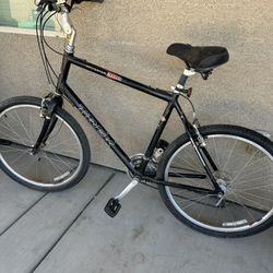 26” Trek navigator 300 ** large frame size trek bike alpha custom aluminum 