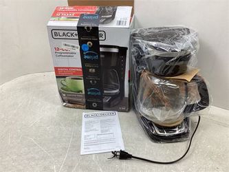 Black+Decker 12-Cup Programmable Coffeemaker, Black, Cm1160b