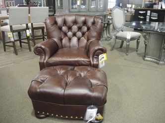 Whittemore-Sherrill Dante Chesterfield Leather Club Chair - Brown Tufted w/ Nailhead Trim