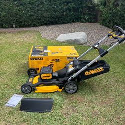 DEWALT 2x20V MAX 21 in. Cordless Battery Powered Push Lawn Mower Kit with (2) 10 Ah Batteries and Chargers