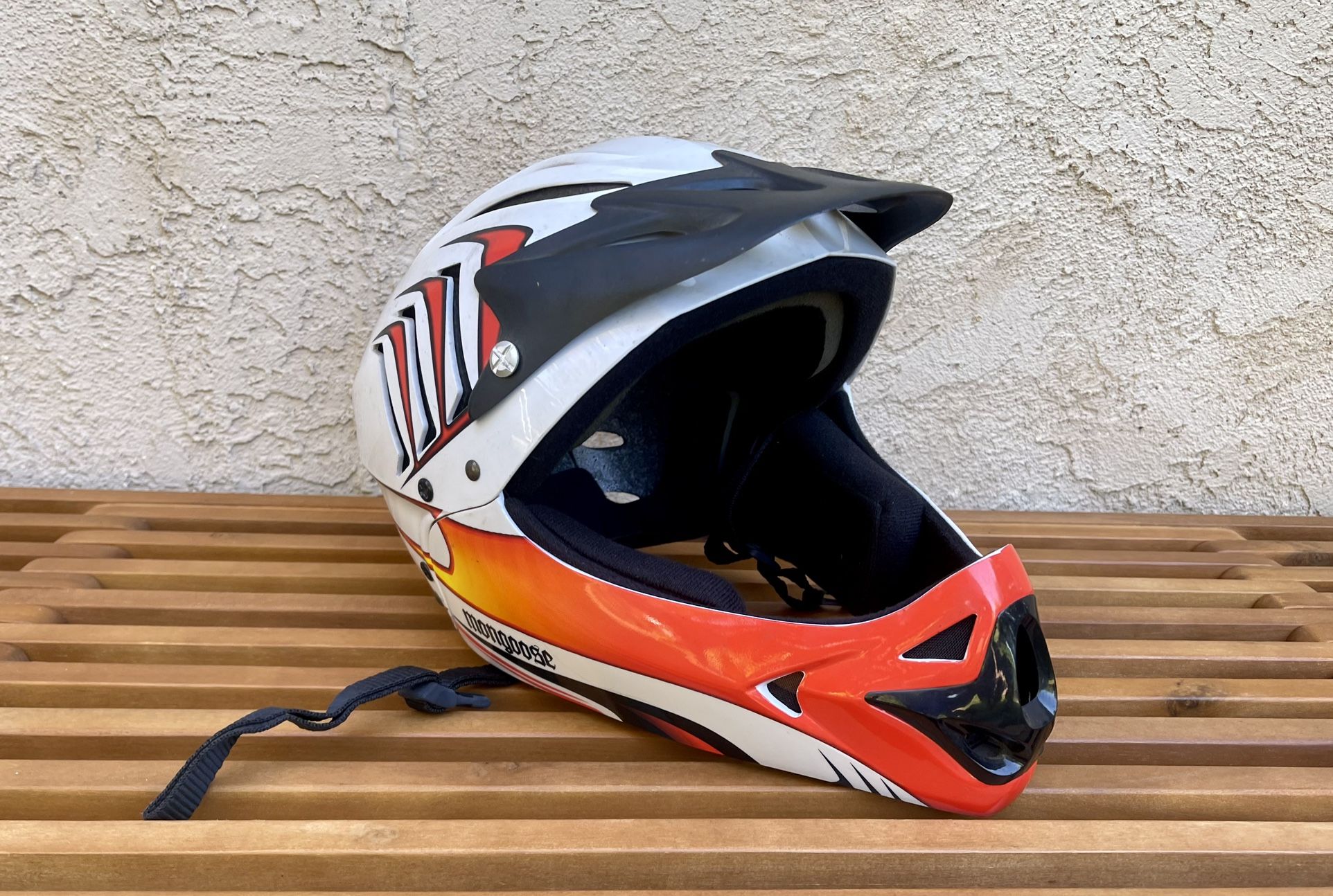 Mongoose BMX Full Face Hard Shell Kids/Youth/Child Helmet Model MG74(contact info removed)