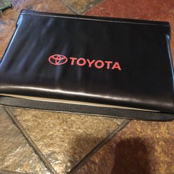 2007 Toyota  Yaris Sedan Owners Manual