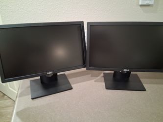 Dell Monitors 18", Set of 2