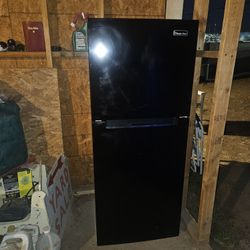 Magic  Chef Refrigerator ,freezer 