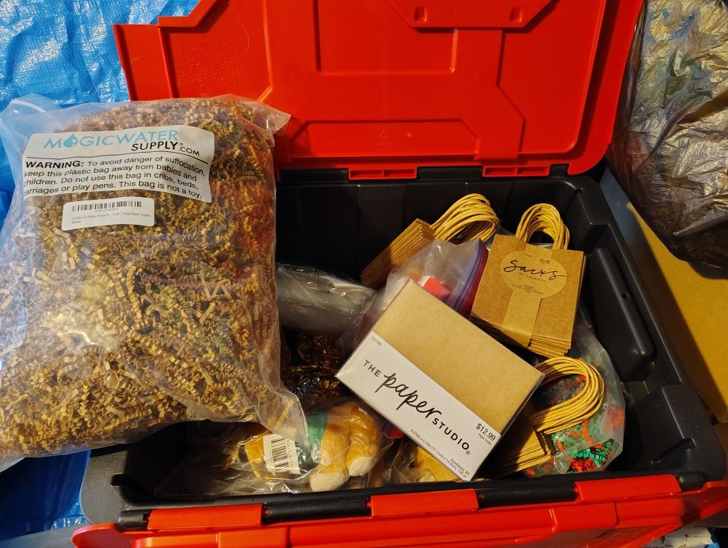 Toy's & Party Favors