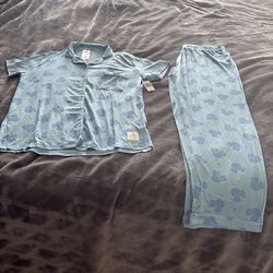 Women’s Disneyland Pajama Set Medium