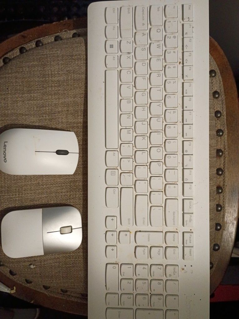 Wireless Keyboard With Two Mouses Obo