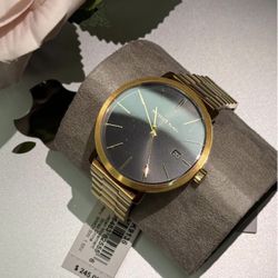 ✨ New Michael Kors Blake Gold Watch – Brand New ✨