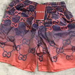 Men’s Shorts.       S,m,l,xl