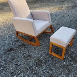 Rocking Chair Only Used Maybe 3 Times