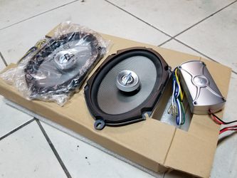 Car speakers (Infinity 6.8")