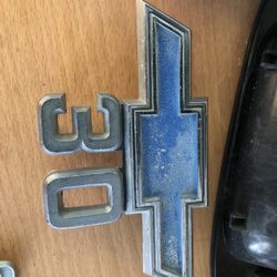 Chevy 30 Emblem Logo Qty.1