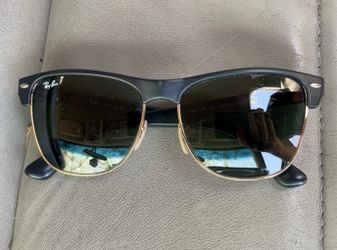 Ray Ban clubmaster classic sunglasses (includes case & cloth).