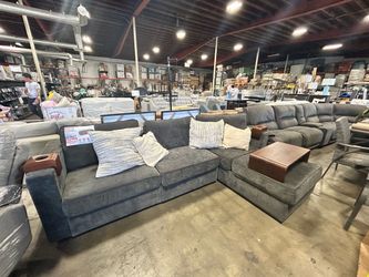 Lovesac modular sectional sofa 4 Seats/ 5 angled sides