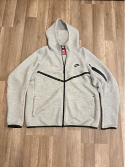Large Gray Nike Tech Fleece Hoodie