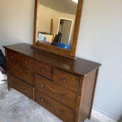 Dresser W Mirror