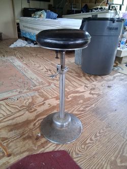 Weber Dental Mfg. Co. Stool Rare