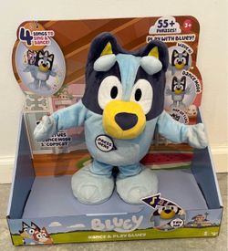 Bluey Dance and Play 14" Animated Plush Over 55 Phrases and Songs
