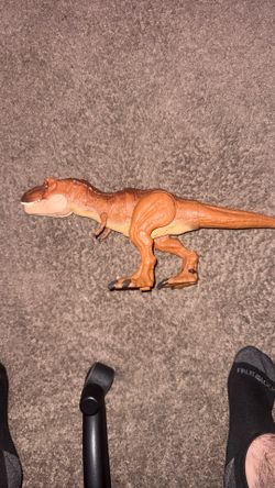 Trex Thrash And Throw