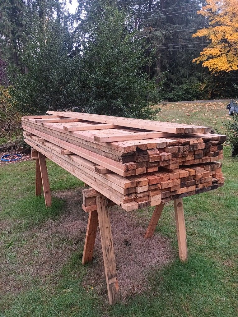 2×4×10 Recycled Shipping Pallet Boards 