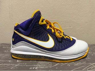 Lebron 7 QS “Media Day” (no box) size 13 $140