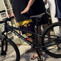 For Sale Mountain Bike BRAND (  Specialized Rockhopper ) For Only $700 Brand New 
