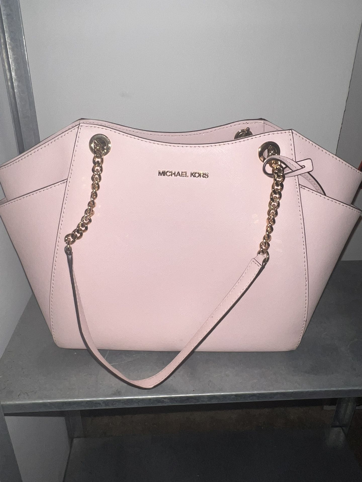 Sheila Large Tote By Michael Kors