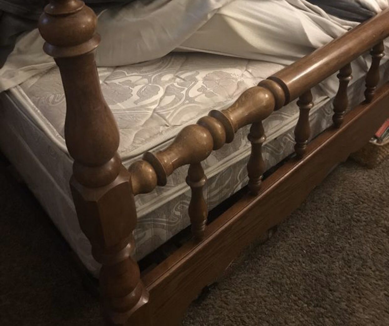 Queen bed for sale without the frame