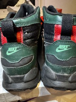 Nike ACG Boots Green/Black (Size 8)