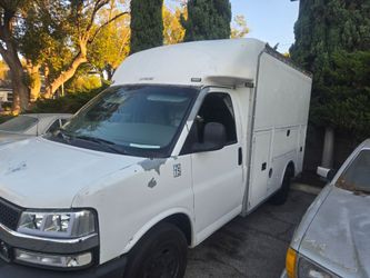 03 chevy 3500 white truck