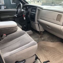 2005 Dodge Ram 2500 4x4 turbo Diesel Lifted 