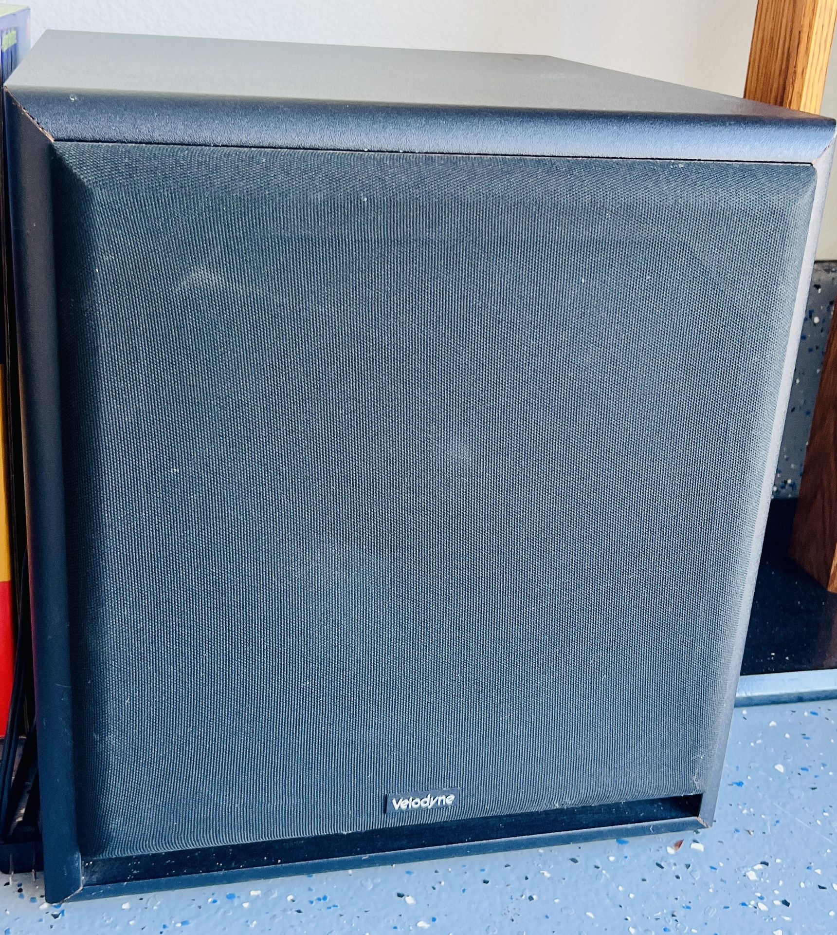 Velodyne CT-100 Subwoofer