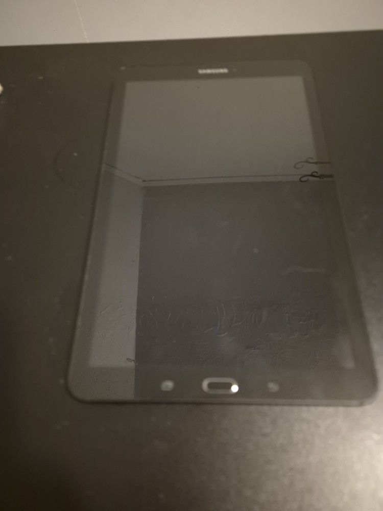 Like New-2024 Samsung Galaxy Tablet E 128BG Black Friday/Holiday Sale