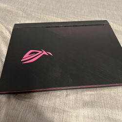 ASUS Gaming Laptop Pink And Black Model: G512LI