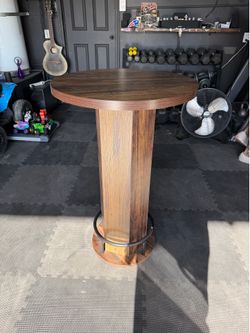 Bar table