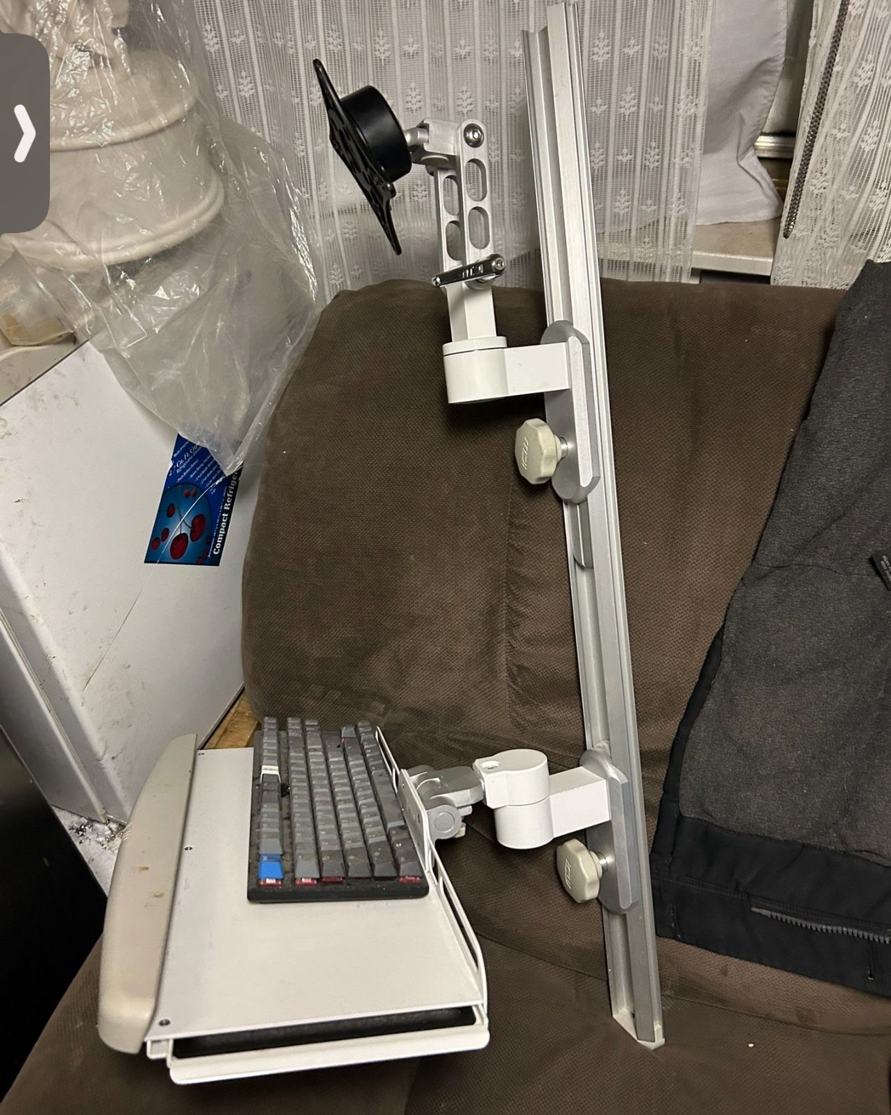 Standing Mount For Keyboard And Monitor